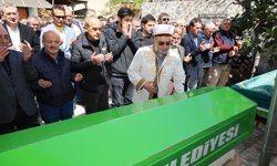 1 gün arayla ölen kardeşler, yan yana toprağa verildi