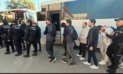 Adana'da suçtan elde edilen mal varlığını aklayan şüphelilere yönelik operasyon; 86 tutuklama