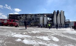 Ankara'da boya fabrikasında yangın (2)