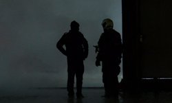 Ankara'da medikal malzeme üretilen fabrikada çıkan yangın, 5 saatte söndürüldü (2)