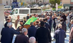 Apartmanın 5'inci katından düşen 11 yaşındaki Ateş Ender, yaşamını yitirdi