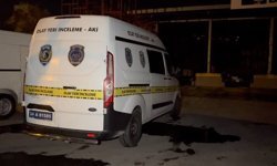 Arnavutköy'de fabrika yangını: 1'i ağır 3 kişi yaralandı