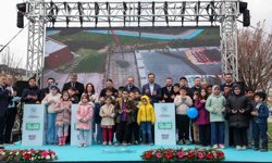 Arnavutköy'de üç tesis açıldı; Vadipark Spor ve Yaşam Merkezi'nin de temeli atıldı