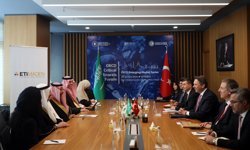 Bakan Bayraktar, Suudi Arabistan Sanayi ve Maden Kaynakları Bakanı İbrahim Al-Khorayef ile görüştü