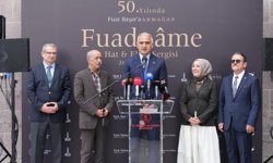 Bakan Ersoy, 'Fuadname Hat ve Ebru Sergisi'nin açılışını yaptı