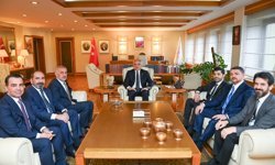 Bakan Ersoy, TFF Başkanı Hacıosmanolu'nu kabul etti