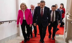 Bakan Fidan, Avusturyalı mevkidaşı Meinl-Reisinger ile bir araya geldi