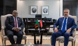 Bakan Fidan, Zambiyalı mevkidaşı Haimbe ile görüştü