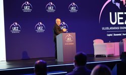 Bakan Şimşek: Türkiye'nin dayanıklı olduğuna inanıyoruz