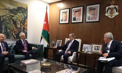 Bakan Uraloğlu, Ürdün Başbakanı Hassan ile bir araya geldi