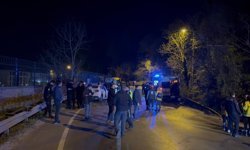 Beykoz'da servis minibüsü ile otomobil çarpıştı: 1'i ağır 11 yaralı