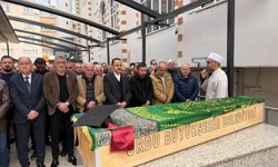 Beynindeki kitle nedeniyle tedavi gören Özlem doktor, hayatını kaybetti