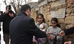 Bitlis'te kardan dolayı 82 köy yolu ulaşıma kapandı (2)