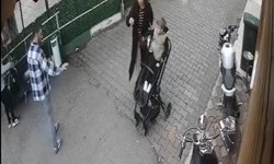 Boğazına oyuncak parçası kaçan çocuğu Heimlich manevrası ile kurtardı