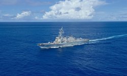 CENTCOM'dan abluka açıklaması: İhlal etmeye çalışan 42'nci ticari gemi geri döndürüldü