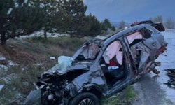 Çorum'da aynı noktada peş peşe iki trafik kazası; 1 ölü, 3 yaralı