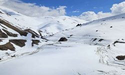 Doğu Karadeniz'de nisan ayında kar yağdı
