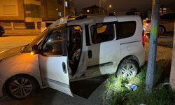 Ehliyetsiz sürücü ile alkollü sürücü kaza yaptı; 117 bin lira ceza