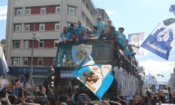 Erzurumspor FK şampiyonluğu taraftarlarıyla kutladı / Metin ve fotoğraf eklendi