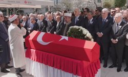 Eski TBMM Başkanı Hüsamettin Cindoruk son yolculuğuna uğurlandı -1