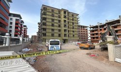 Eskişehir'de inşaattan düşen işçi öldü