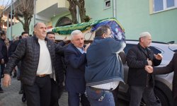 Fadıl Akgündüz, annesinin cenazesine jandarma nezaretinde katıldı