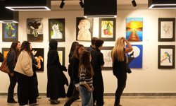 Genç sanatçılara eserlerini ücretsiz sergileme imkanı