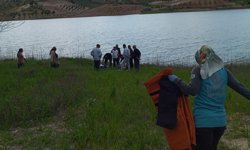 Girdiği gölette boğuldu