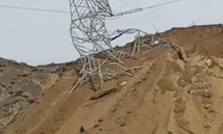 Hakkari'de heyelan riski nedeniyle katı atık tesisinde faaliyetler geçici olarak durdurdu