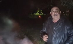 Iğdır'da üreticilerin don nöbeti; çiçek açan kayısı ağaçlarını dumanla koruyorlar