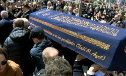 İş insanı Mahmut Çalık son yolculuğuna uğurlandı