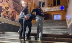 İstanbul- Beşiktaş'ta araç kiralama şirketinde 14 aracın kundaklanmasıyla ilgili 11 kişi gözaltına alındı -2 / Operasyon görüntüsü eklendi