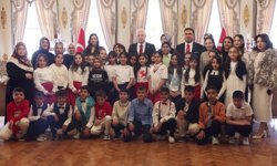 İstanbul Valisi Gül, 23 Nisan'da koltuğunu 2'nci sınıf öğrencisi Asmin Ayşe Aslan'a devretti