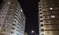 İzmir'de 28 öğrenci, gıda zehirlenmesi şüphesiyle hastaneye kaldırıldı