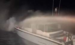 Kadıköy'de yangın çıkan tekneden tahliye anlarının görüntüleri ortaya çıktı