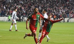 Karşıyaka'da Ömer Faruk'tan müthiş dönüş