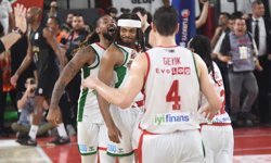 Karşıyaka'nın potada önünde iki final kaldı