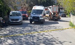 Kartal'da 4 katlı binanın doğalgaz kutusu alev aldı