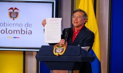 Kolombiya Cumhurbaşkanı Petro'dan 'bombalı saldırı' açıklaması