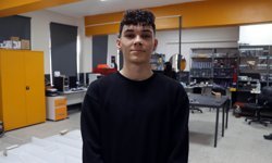 Lise öğrencileri Yunanistan'daki robot yarışmasında kategorilerinde birinci oldu