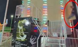 Lunaparkta, 'Sıfır yer çekimi' adlı eğlence aletinden fırladığı anlar kamerada