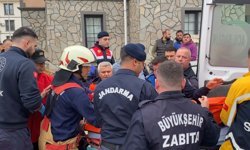 Manisa'da kanalizasyon çalışmasında göçük; 1 ölü (2)