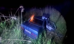 Manisa'da otomobil kanala uçtu: 2 ölü, 5 yaralı