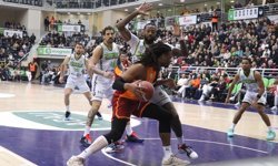 Merkezefendi evinde direnemedi