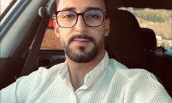 Minibüsle çarpışan motosikletin sürücüsü hayatını kaybetti