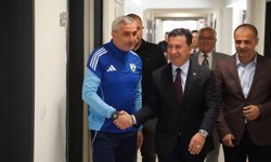 Muğlaspor'a Başkan Aras'tan moral