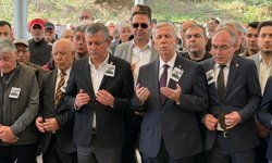 Özgür Özel, gazeteci Rahmi Yıldırım'ın cenazesine katıldı