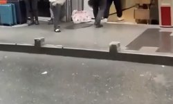 Şişli'de müşteriyle spotçu arasında 'Beni kandırdın' kavgası: Yumruk atıp poşet fırlattı