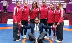 Taha Akgül: Kadınlarımız bizim başımızın tacı, onlar bizim her şeyimiz / Fotoğraf eklendi