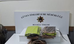 Taksim'de kaldırımda bırakılan pazar arabasını çalan şüpheli tutuklandı